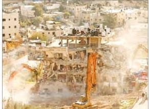 পূর্ব জেরুসালেমে ভাঙা হলো ফিলিস্তিনিদের আবাসন, গৃহহীন প্রায় ১০০ মানুষ