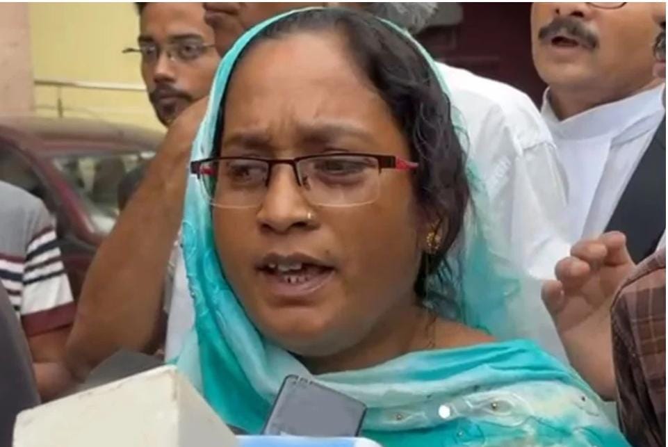 মেয়ে হারানোর যন্ত্রনা নিতে না পেরে আত্মহত্যার চেষ্টা করলেন তামান্নার মা