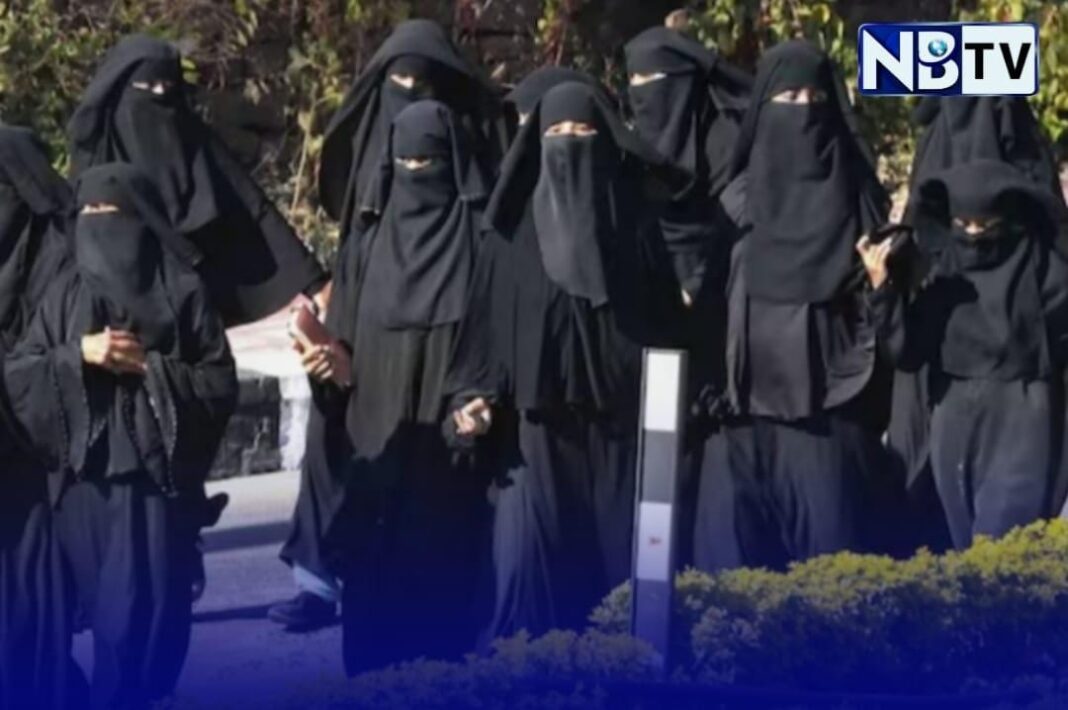 যাদবপুর বিশ্ববিদ্যালয়ে হিজাব বিতর্কে তদন্তের জন্য গঠিত হলো তিন সদস্যের কমিটি