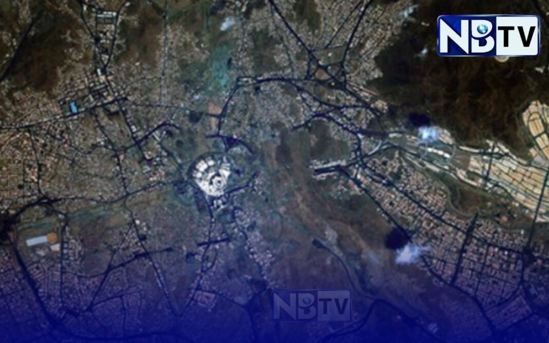 মহাকাশ থেকে কাবা শরিফের দুর্লভ ঝলক,অসাধারণ সেই দৃশ্যে মুগ্ধ বিশ্ব