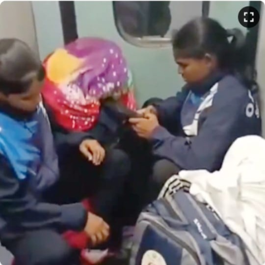 টিকিট না পাওয়ায় শৌচাগারের পাশে বসে জাতীয় কুস্তিতে যাত্রা কুস্তিগিরদের, প্রশ্নের মুখে ওড়িশা সরকার