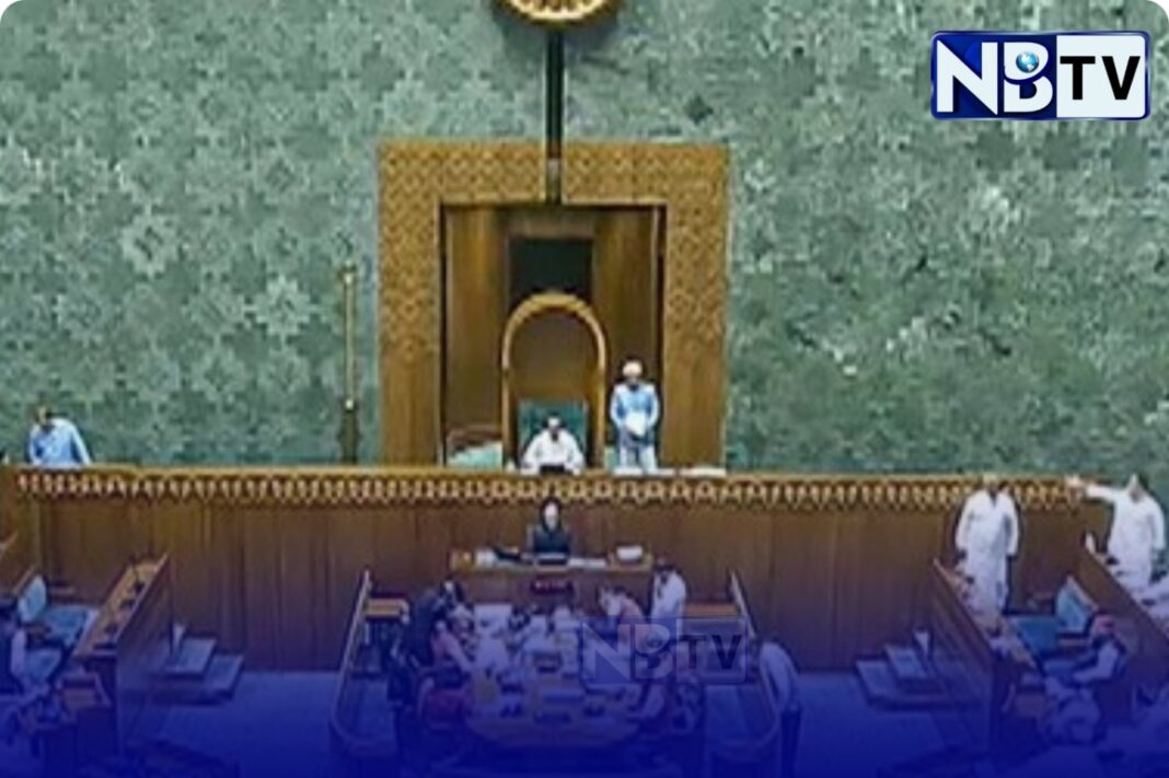 এসআইআর বিতর্কে শুরুতেই ভাঙল অধিবেশন, উত্তপ্ত হল লোকসভা!