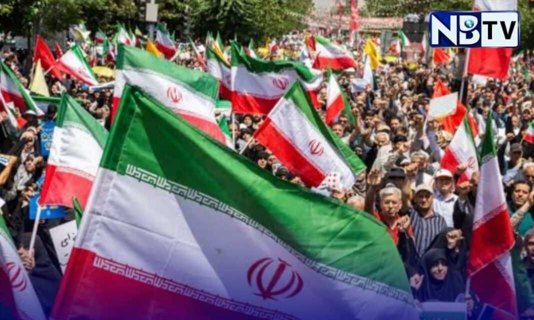 আমেরিকার কাছে মাথা নত করতে নারাজ ইরান, ইরানের বিক্ষোভ নিয়ন্ত্রণ করতে ব্যবহার করা হবে গার্ড বাহিনী