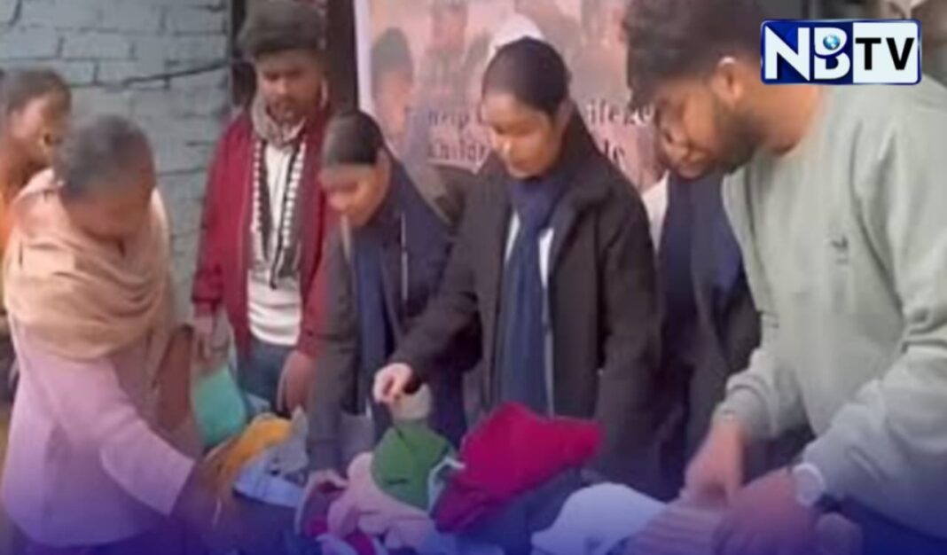 মুর্শিদাবাদের সামশেরগঞ্জে মাদ্রাসার ১৩৮ পড়ুয়াকে শীতবস্ত্র প্রদান