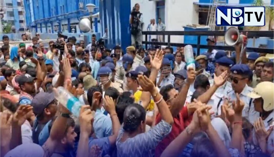 বিকাশ ভবন অভিযানে ধুমধুমার! সুপ্রিম কোর্টের রায় কার্যকর করার দাবিতে পথে নামল এনআইওএস ডি.এল.এড প্রশিক্ষণপ্রাপ্ত চাকরিপ্রার্থীরা