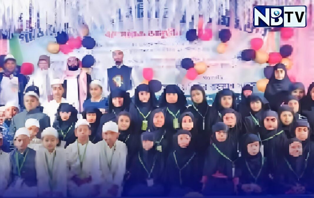 দক্ষিণ ২৪ পরগনার বারুইপুরের গাজিরহাটে দ্বীনিয়াত মুনাজ্জাম মক্তবের বাৎসরিক অনুষ্ঠান