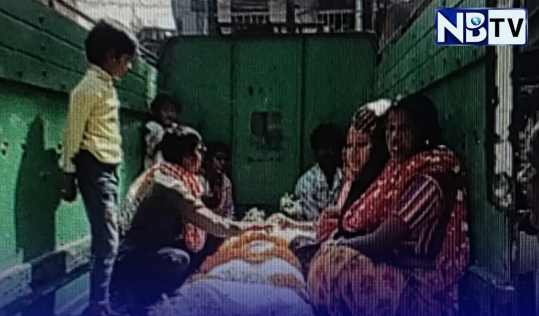 মুর্শিদাবাদের কান্দিতে সম্প্রীতির নজির, হিন্দু যুবকের শেষকৃত্যে পাশে দাঁড়ালেন মুসলিম প্রতিবেশীরা