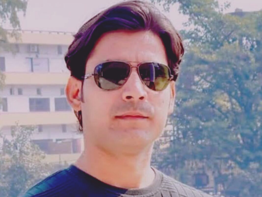 মানসিক ভাবে অসুস্থ বলে দাবি, পরদিনই ‘এনকাউন্টার’! বিহারে ভরত তিওয়ারির মৃত্যুকে ঘিরে প্রশ্নের মুখে পুলিশ!