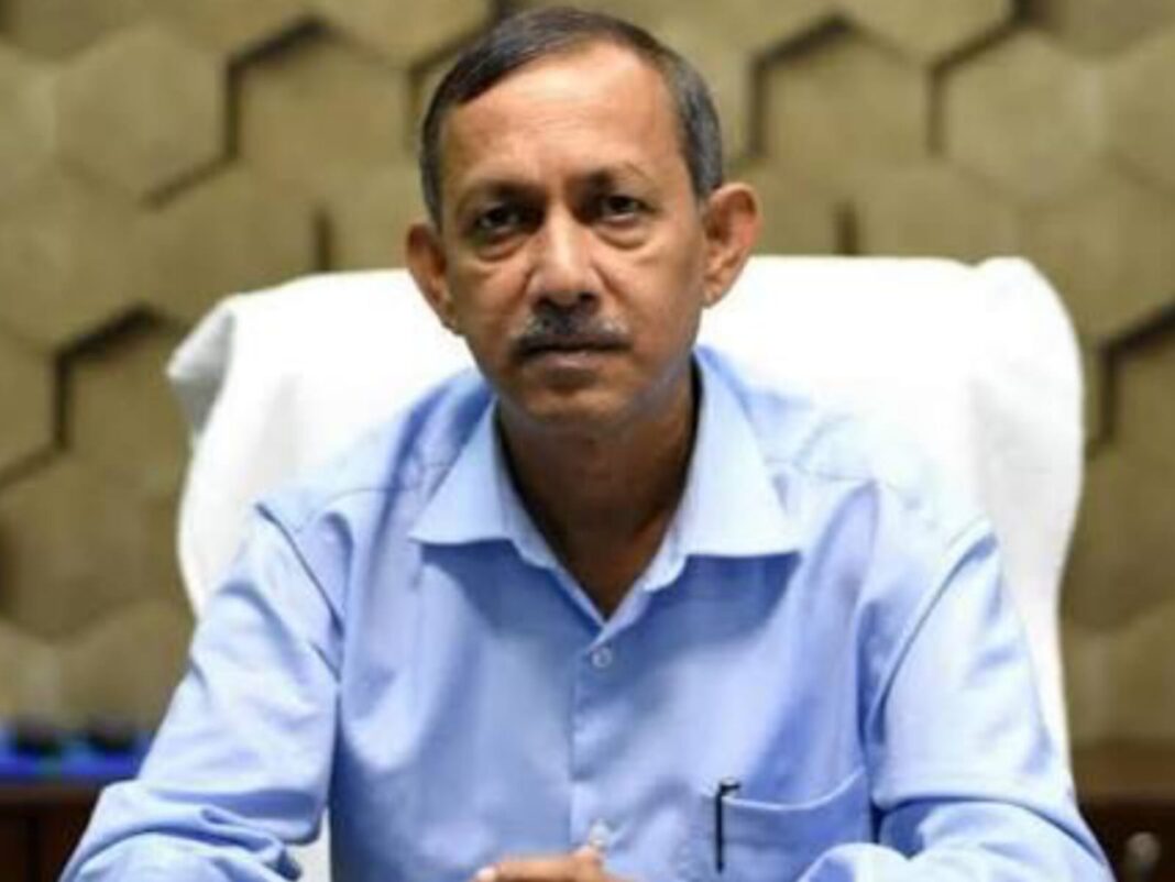 শিলিগুড়ির মেয়র পদ থেকে ইস্তফা দিলেন গৌতম দেব, উত্তরবঙ্গও এখন হাতছাড়া জোড়াফুলের