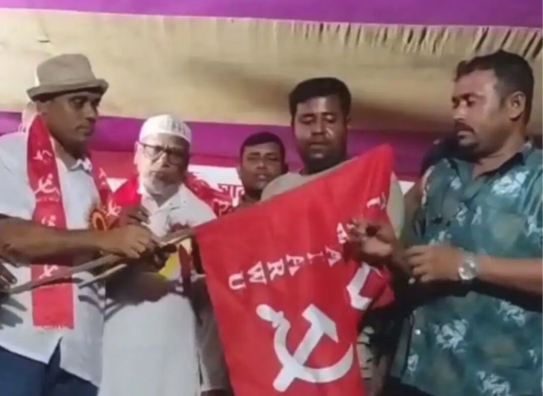 উত্তর ২৪ পরগনার মিনাখাঁ বিধানসভায় তৃণমূলের হাত ছেড়ে সিপিএমে শতাধিক মানুষের যোগদান