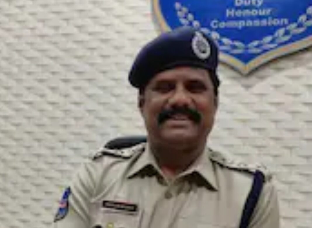 দুই রাজ্যে ছড়িয়ে বিপুল সম্পত্তি, তেলঙ্গানার পুলিশকর্তার ৩০০ কোটির সম্পত্তির সন্ধান