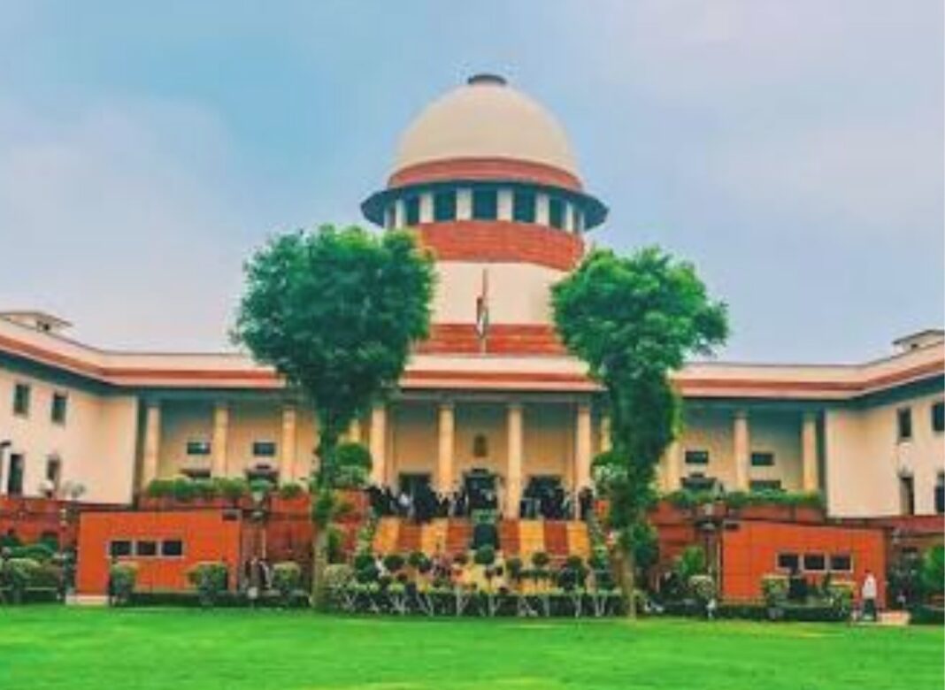 SIR-এর নাম বাদ গেলেও রেশন বন্ধ করা যাবে না, স্পষ্ট বার্তা সুপ্রিম কোর্টের!