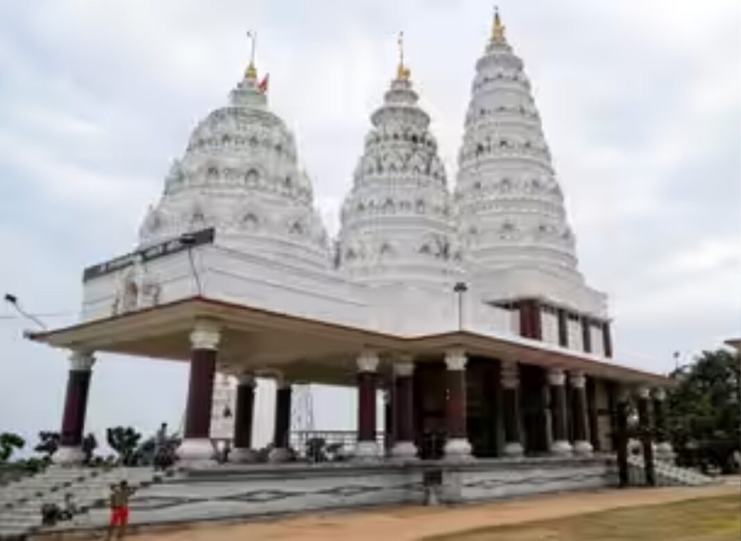 বিহারের মন্দিরে বিদ্যুৎস্পৃষ্ট হওয়ার আতঙ্ক, হুড়োহুড়িতে পদপিষ্ট হয়ে মৃত ৭ পুণ্যার্থী