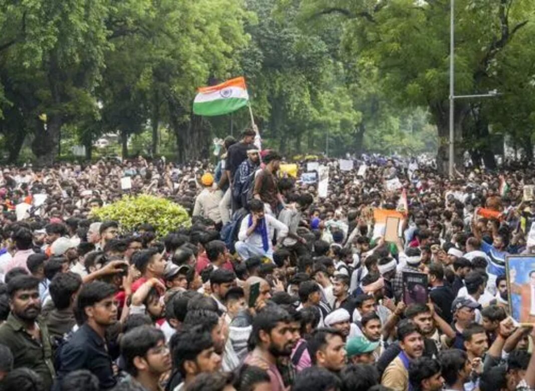 যন্তরমন্তরের আন্দোলনে আহতের কোনো প্রমাণ নেই, ভাইরাল ভিডিও ভিত্তিহীন! কেন্দ্রীয় রিপোর্টে পুলিশের প্রশংসা