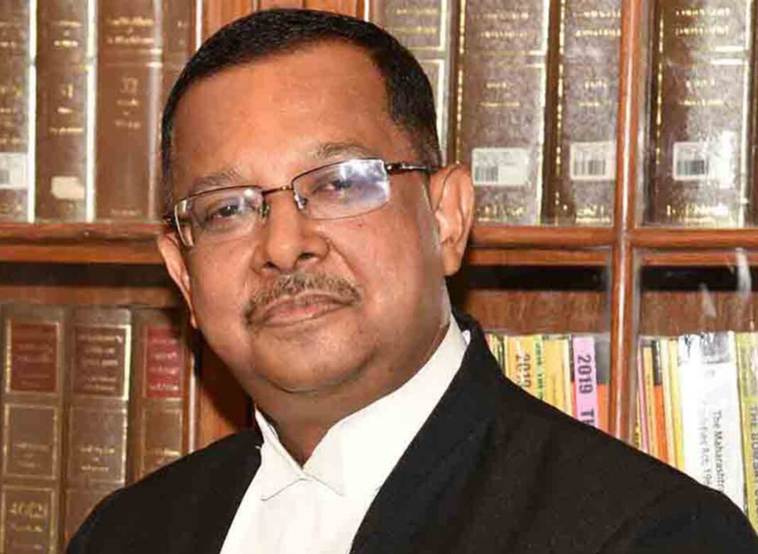 দিল্লিতে ছাত্রদের আন্দোলন দমন করতে পুলিশের ভূমিকা নিয়ে হতাশা ও বিস্ময় প্রকাশ করলেন বিচারপতি উজ্জ্বল ভূঁইয়া
