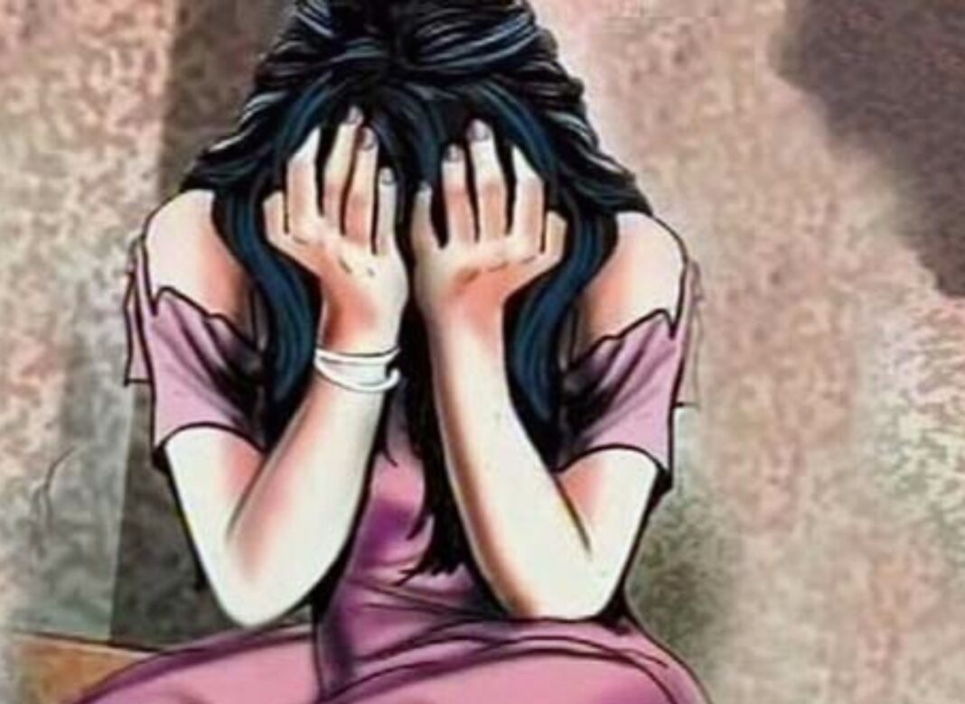 ক্ষমতায় আসতে শুরু তাণ্ডব লীলা! তোলা না দেওয়ায় শান্তিপুরে মহিলাকে মারধরের অভিযোগ বিজেপি নেতার বিরুদ্ধে