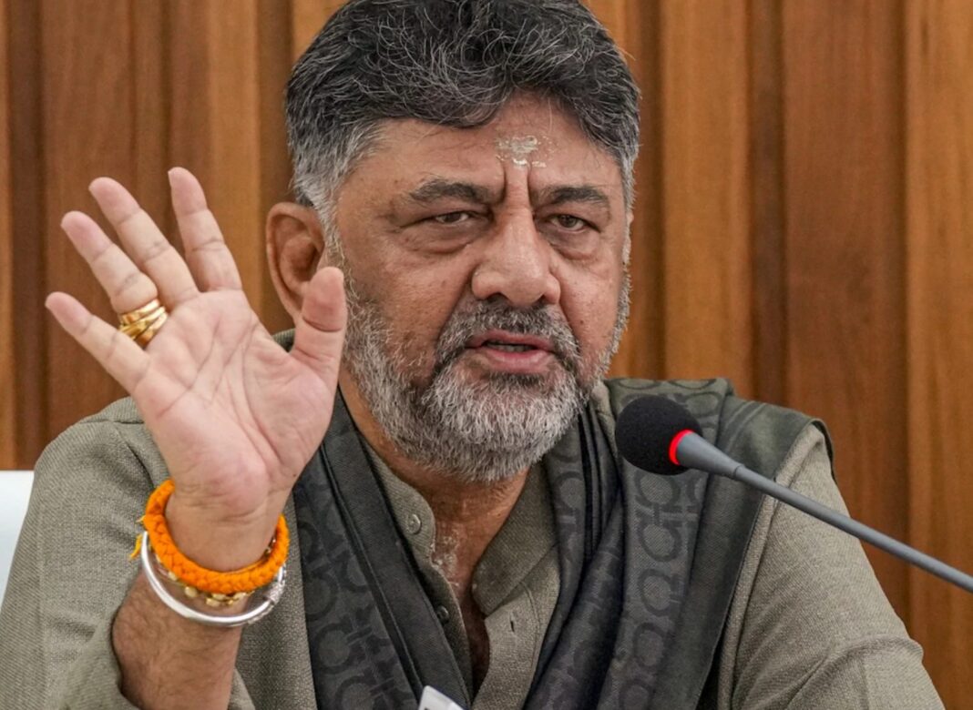 এবার কর্নাটকের মুখ্যমন্ত্রীর মাকে ডাকা হলো এসআইআর শুনানিতে!