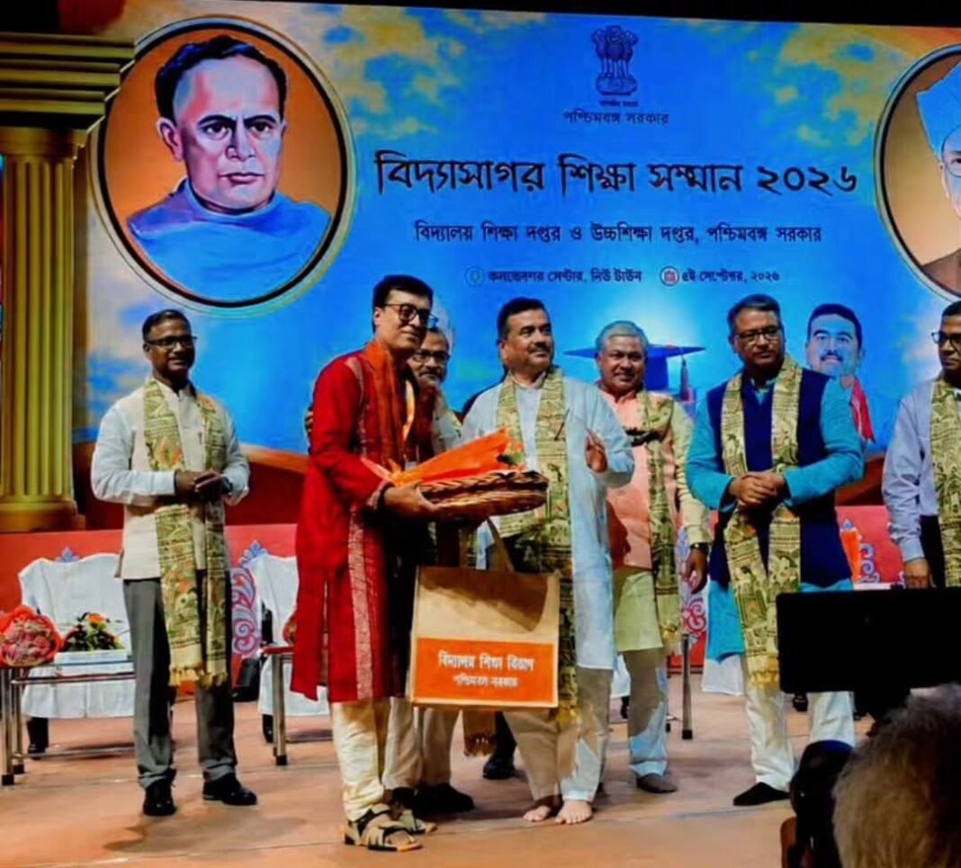 বিদ্যাসাগরকে নিয়ে প্রশ্নে একাধিক ভুল উত্তর, পুরস্কারপ্রাপ্ত মালদহের প্রধান শিক্ষককে ঘিরে বিতর্ক!