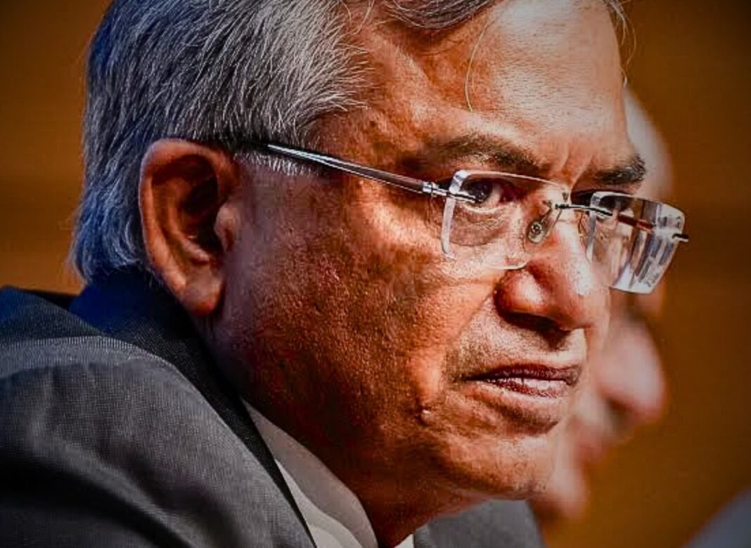 জ্ঞানেশ কুমারের ইস্তফার দাবিতে যন্তরমন্তরে বামেদের বিক্ষোভ, নেই পুলিশের অনুমতি, আটক বাম নেতা সৃজনসহ বিক্ষোভকারীরা!