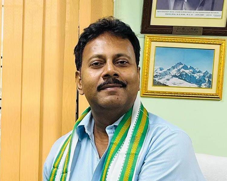 হাই কোর্টে খারিজ হয়েছিল জামিনের আবেদন, সুপ্রিম কোর্টে স্বস্তি আরজি করের সন্দীপ ঘোষের! পুজোর মধ্যেই কি মুক্তি জেল থেকে?