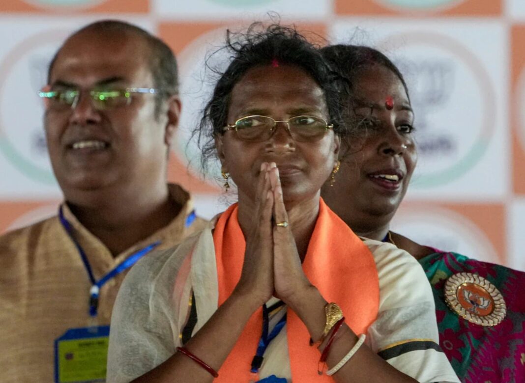 চোরবাগানে পদপিষ্ট হয়ে ১৯ জনের মৃত্যু! দায় সাধারণ মানুষেরই, দাবি বিজেপি বিধায়ক রত্না দেবনাথের