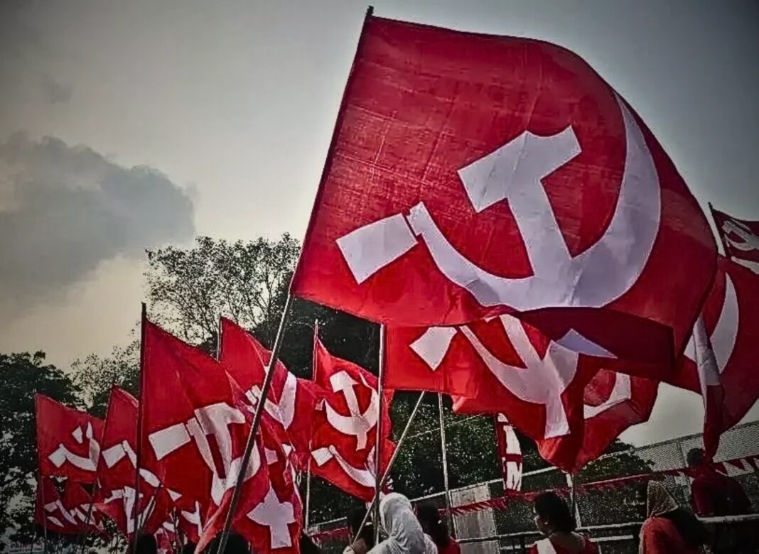 পুজোয় বুকস্টল ভাঙচুরের প্রতিবাদে অভিনব উদ্যোগ বামেদের, বই হাতে মিছিলের পাশাপাশি পাড়ায় পাড়ায় বসবে ‘বইয়ের হাট’!