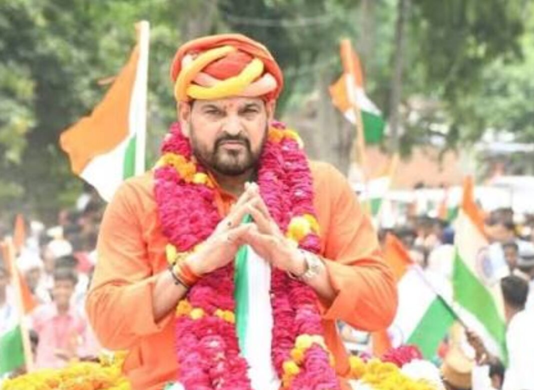 মহিলা কুস্তিগিরদের যৌন নির্যাতনের মামলায় নিম্ন আদালতে অব্যাহতি, বিজেপির রাজ্য কর্মসমিতিতে জায়গা পেলেন ব্রিজভূষণ!