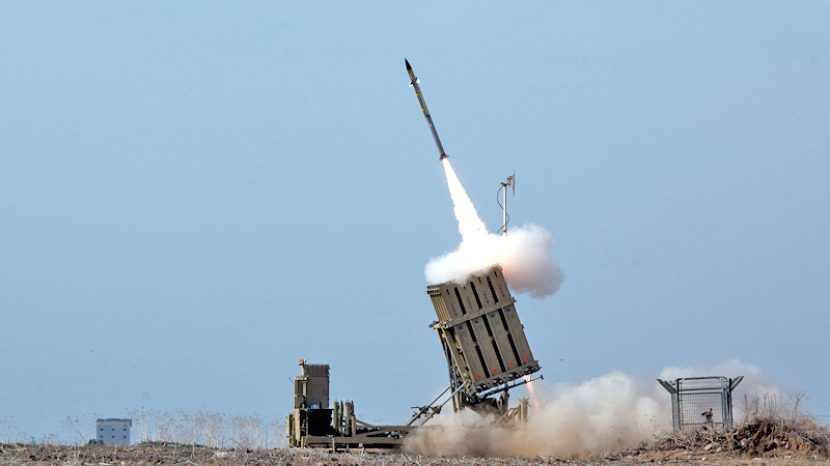 Flickr_-_Israel_Defense_Forces_-_Iron_Dome_Intercepts_Rockets_from_the_Gaza_Strip