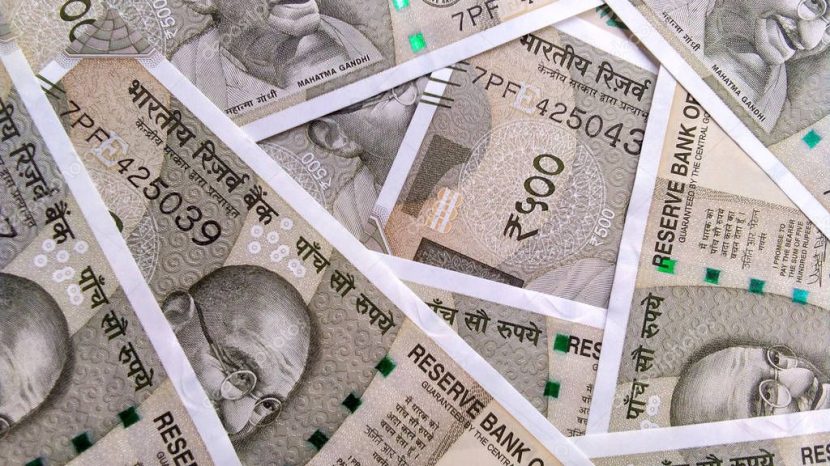 depositphotos_159164456-stock-photo-india-currency-notes-500-rupee